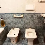 L'alloggio Di Tina Гостевой дом *