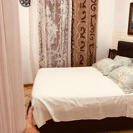 L'alloggio Di Tina Гостевой дом *
